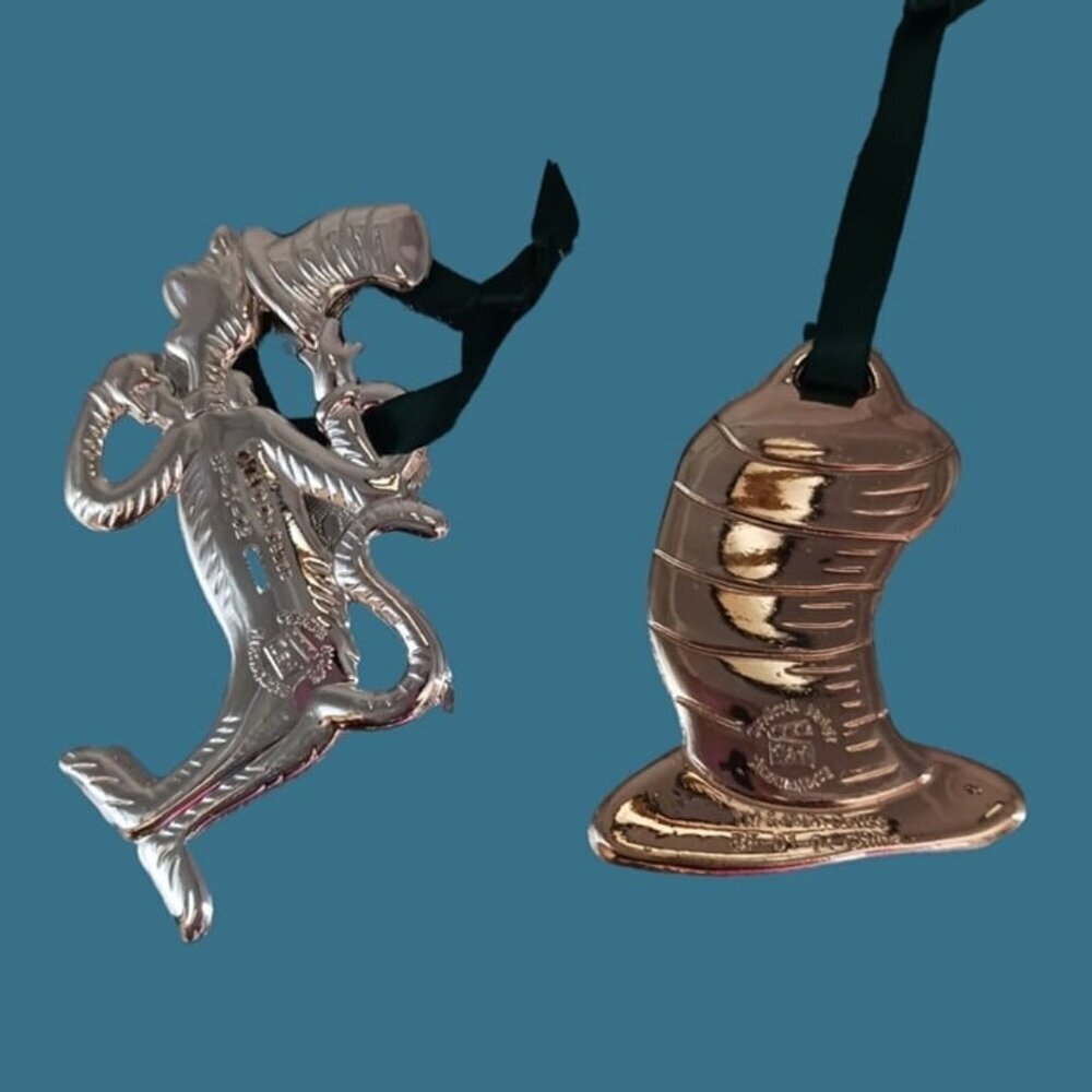 Lot of 2 dr.seuss cat in the hat silver & gold plated christmas ornaments - Picture 5 of 6